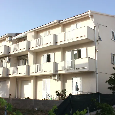 Miki Apartamento Pag Town